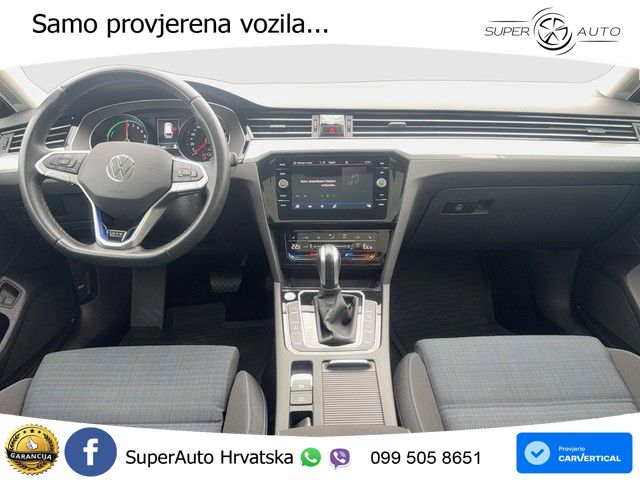 Volkswagen Passat Variant GTE 1.4 TSI (218 KS) DSG LED+GR SJED+ACC