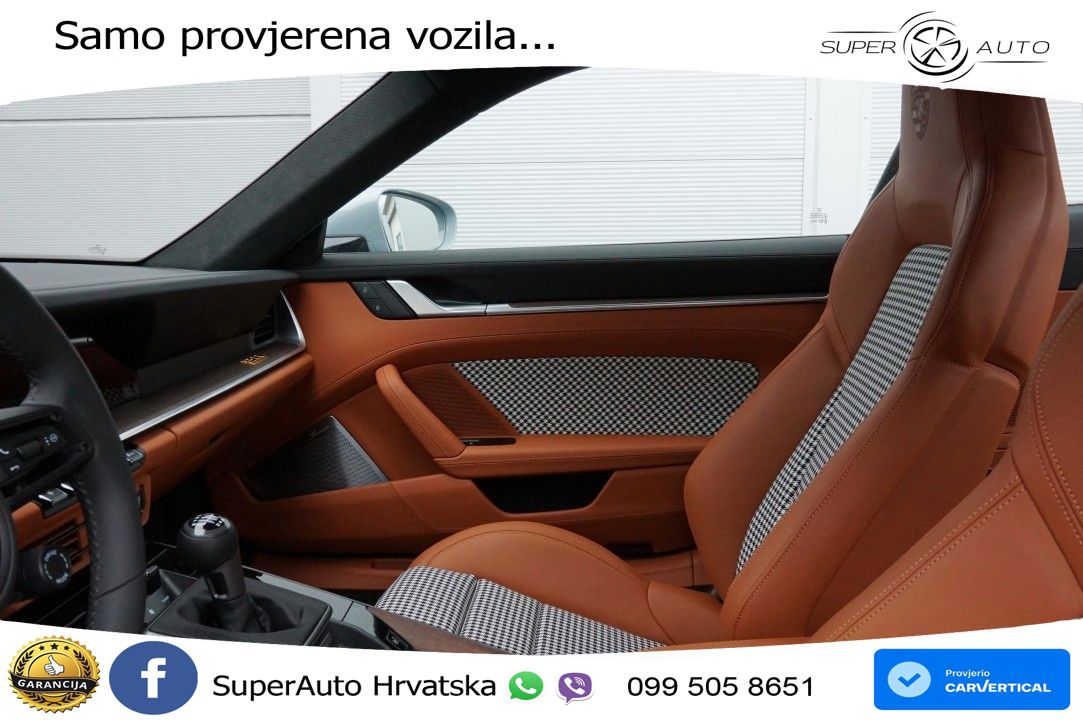 Porsche 911 Sport Classic 3.7 (550 KS)