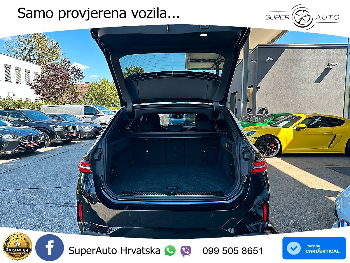 BMW 520i Touring (208 KS) Steptronic