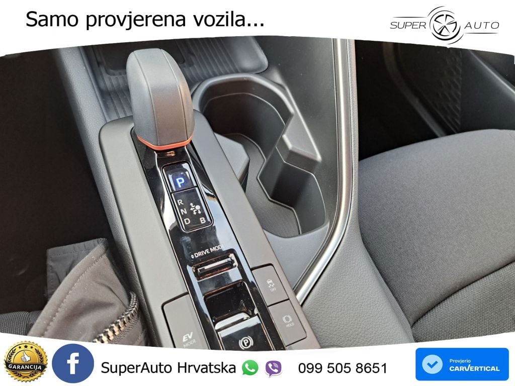 Toyota C-HR 1.8 (140 KS) Hybrid e-CVT Team D LED+GR SJED+ACC