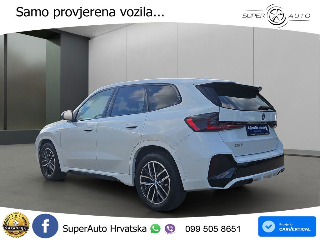 BMW iX1 68 kWh (313 KS) xDrive30