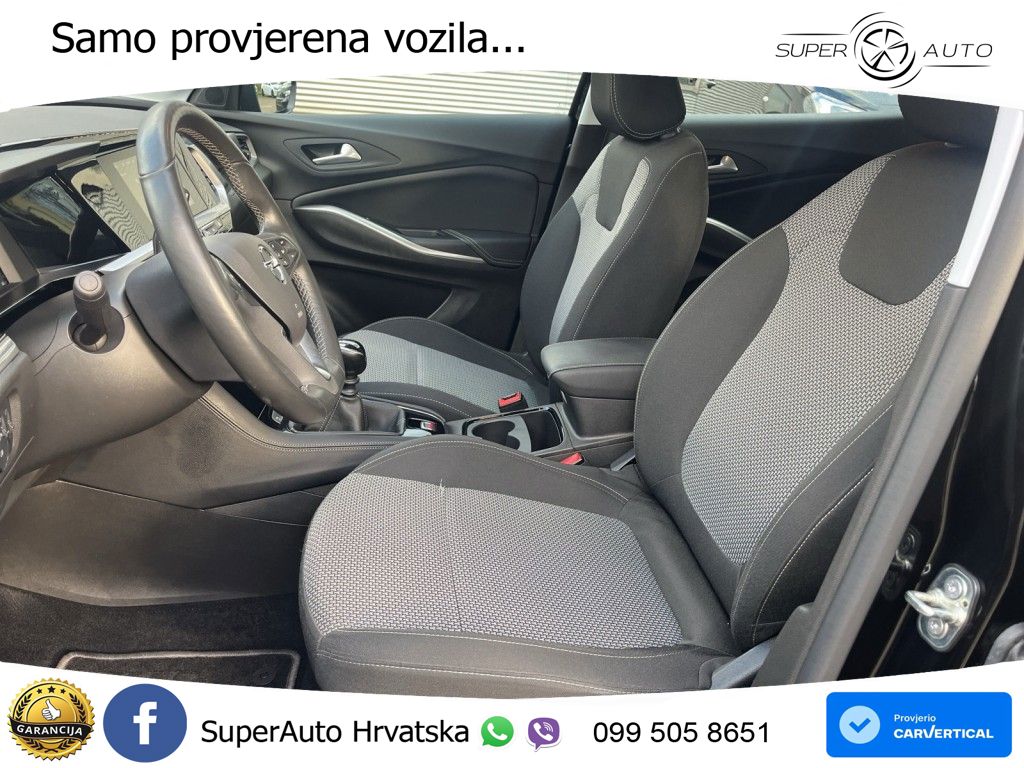 Opel Grandland 1.2i Turbo (130 KS)