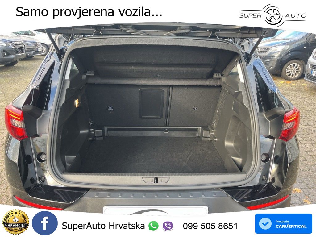 Opel Grandland 1.2i Turbo (130 KS)