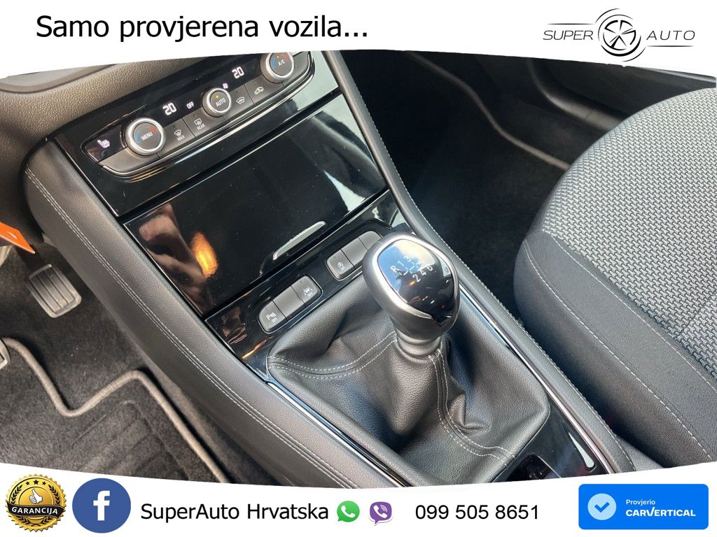 Opel Grandland 1.2i Turbo (130 KS)