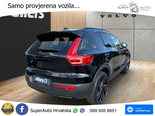 Volvo XC40 2.0 B4 AWD 197 KS Automatic ACC+GR SJED+360+PANO