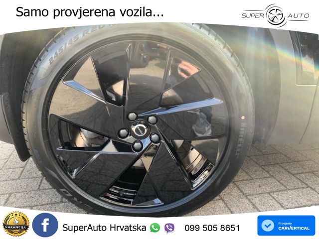 Volvo XC40 2.0 B4 AWD 197 KS Automatic ACC+GR SJED+360+PANO