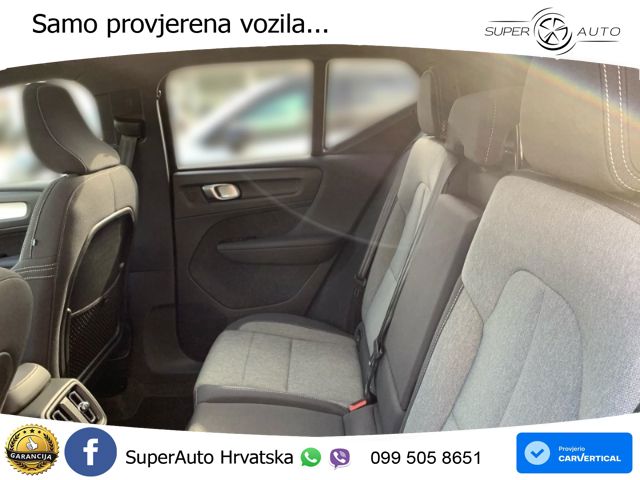 Volvo XC40 2.0 B4 AWD 197 KS Automatic ACC+GR SJED+360+PANO