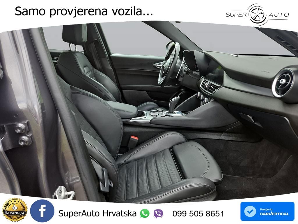 Alfa Romeo Giulia 2.0 Turbo (280 KS) Q4 Automatic LED+GR SJED+ACC