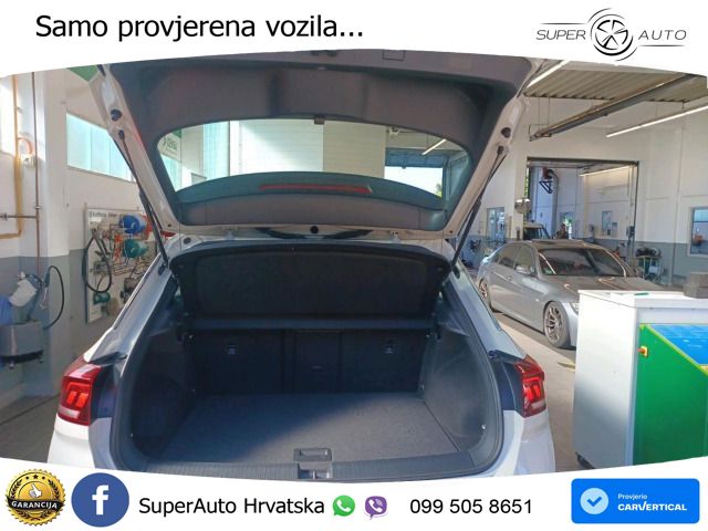 Volkswagen T-Roc 1.5 TSI (150 KS) DSG LED+GR SJED+ACC