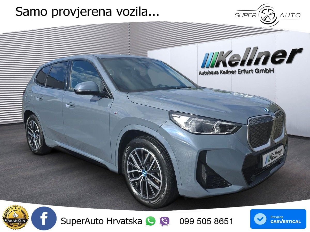 BMW iX1 68 kWh (313 KS) xDrive30 LED+GR SJED+ACC