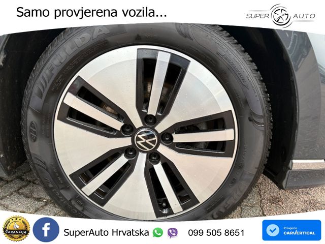 Volkswagen Passat Variant GTE 1.4 TSI (218 KS) DSG LED+ACC