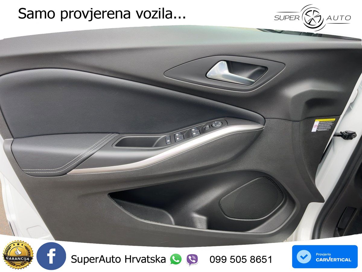 Opel Grandland 1.2i Turbo (130 KS)