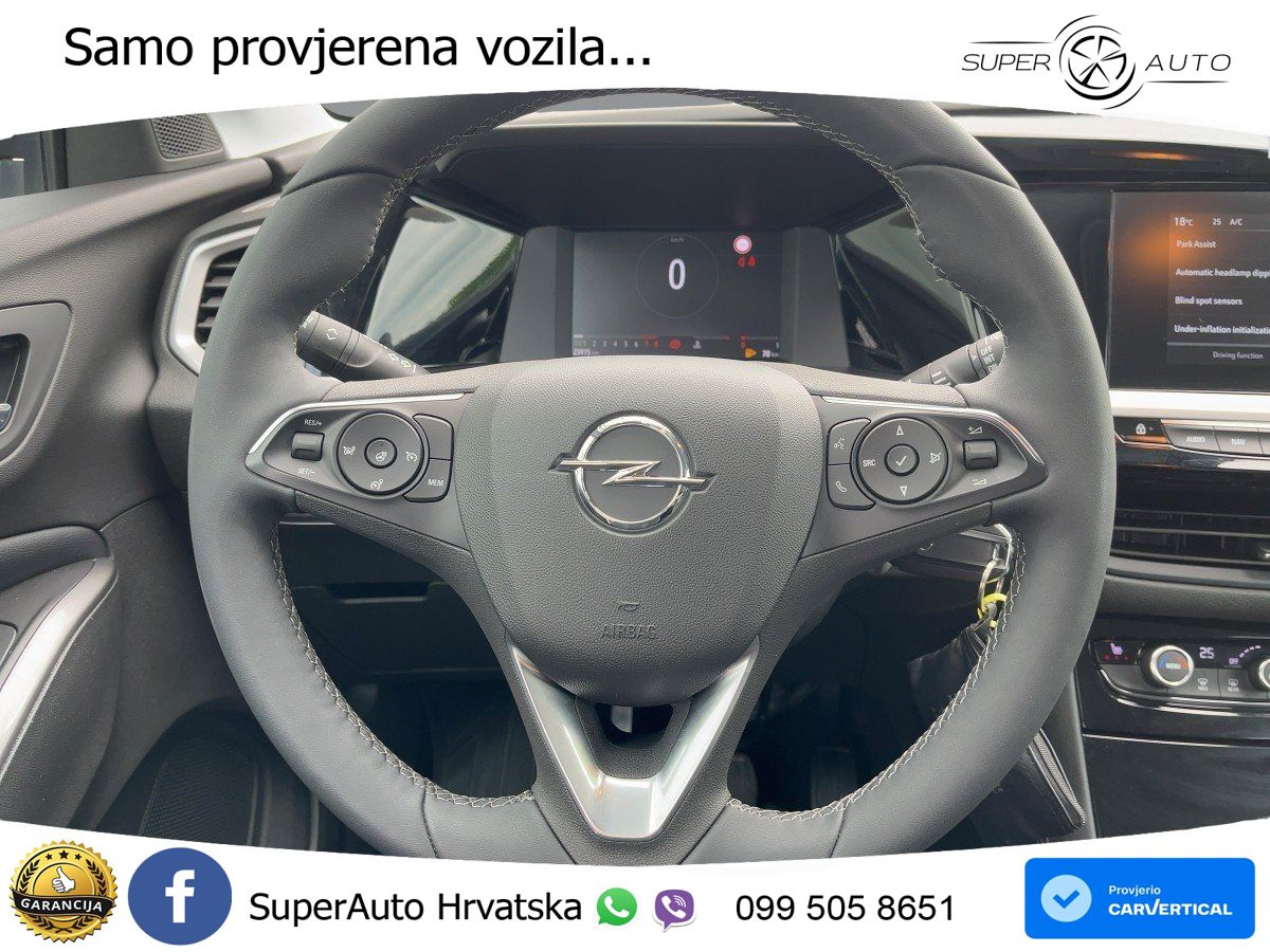 Opel Grandland 1.2i Turbo (130 KS)