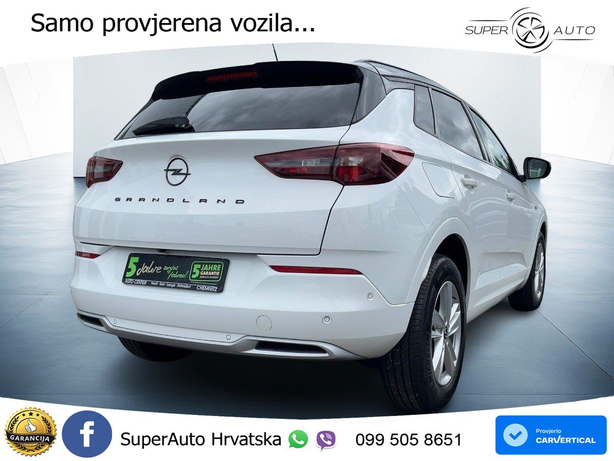 Opel Grandland 1.2i Turbo (130 KS)