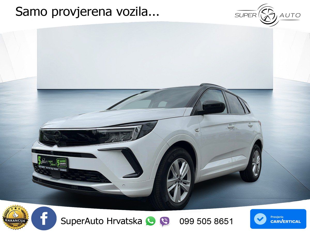 Opel Grandland 1.2i Turbo (130 KS)