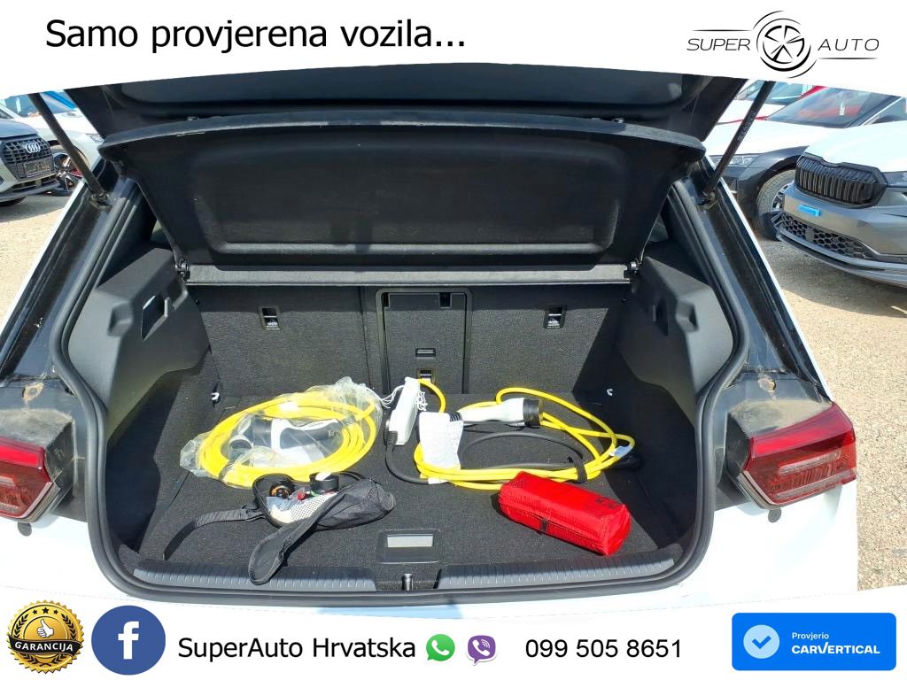 Volkswagen ID.3 Pro 62 kWh (204 KS) LED+GR SJED+ACC