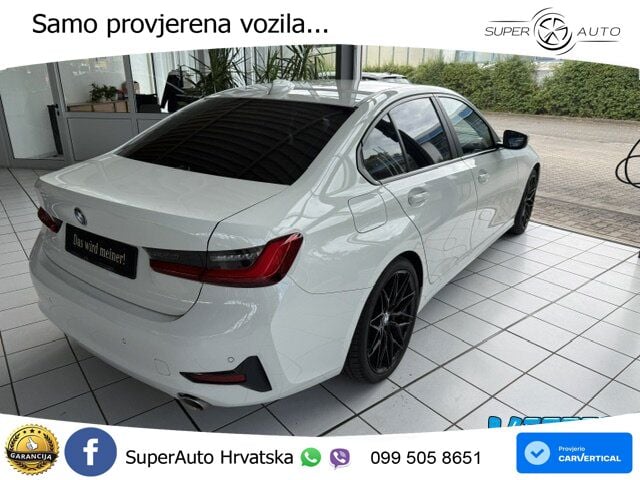 BMW 320i (184 KS) Steptronic Advantage