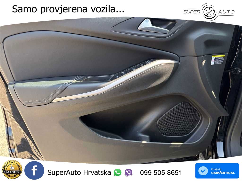 Opel Grandland 1.2i Turbo (130 KS)