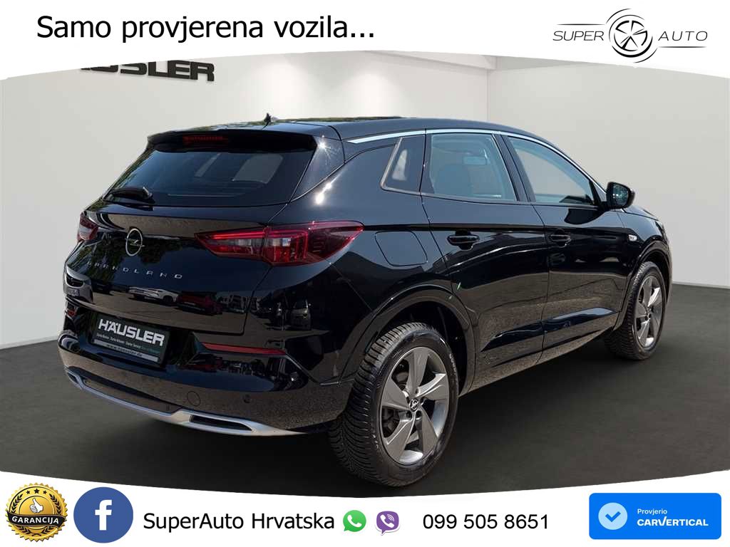 Opel Grandland 1.2i Turbo (130 KS)