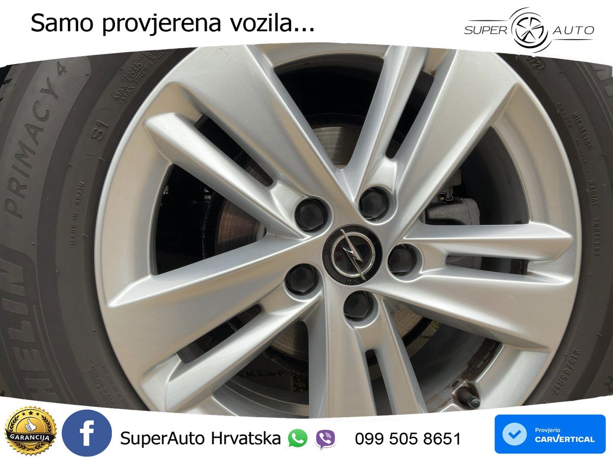 Opel Grandland 1.2i Turbo (130 KS) LED+GR SJED+ACC