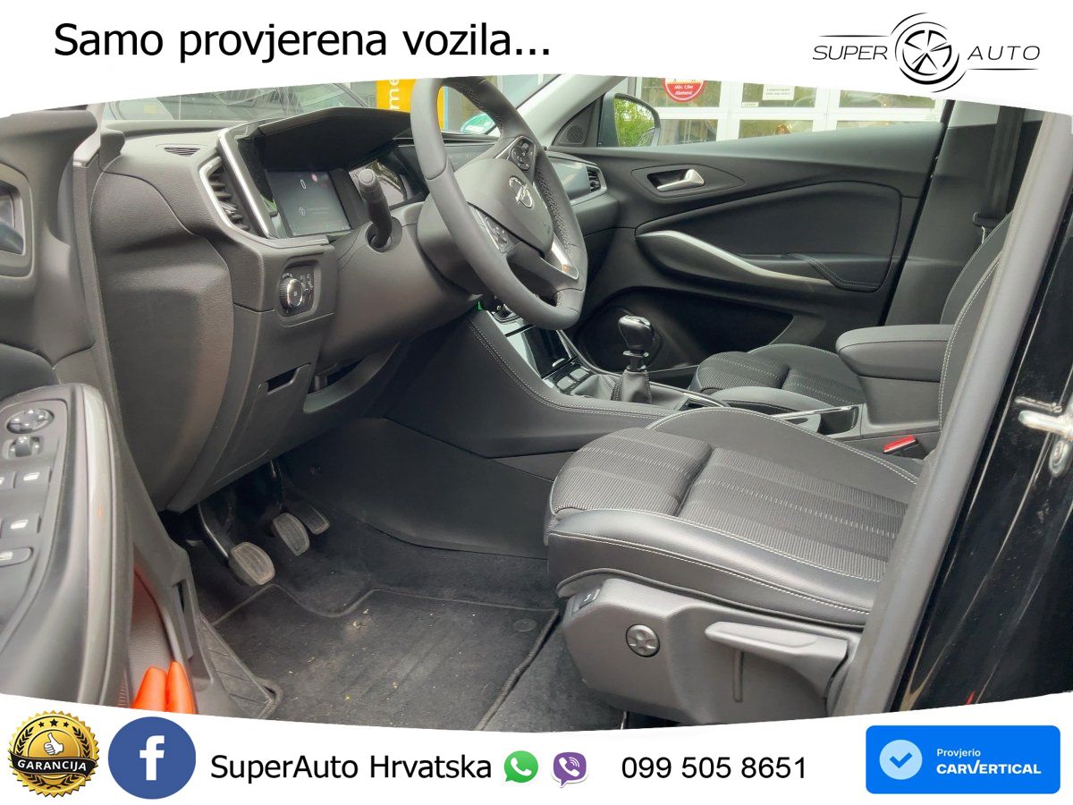 Opel Grandland 1.2i Turbo (130 KS) LED+GR SJED+ACC