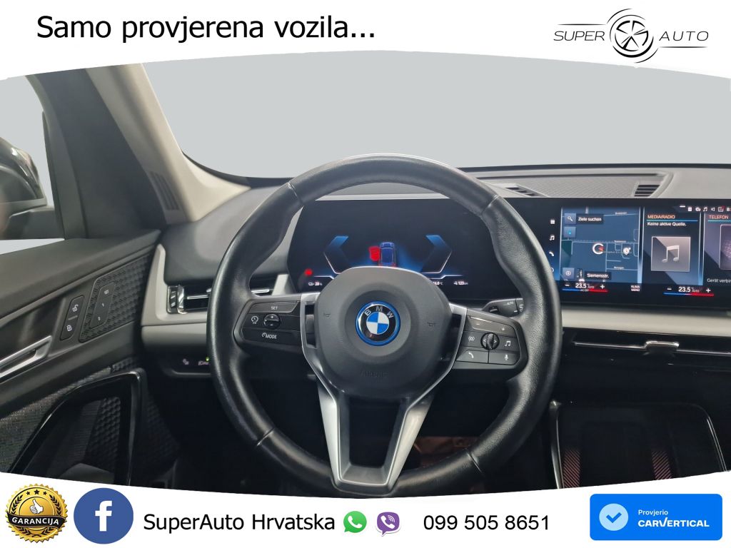BMW iX1 68 kWh (313 KS) xDrive30