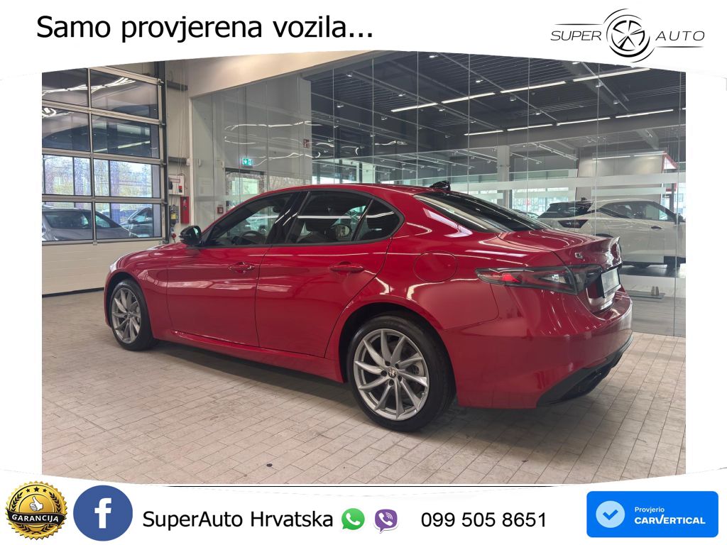 Alfa Romeo Giulia 2.0 Turbo (280 KS) Q4 Automatic LED+ACC