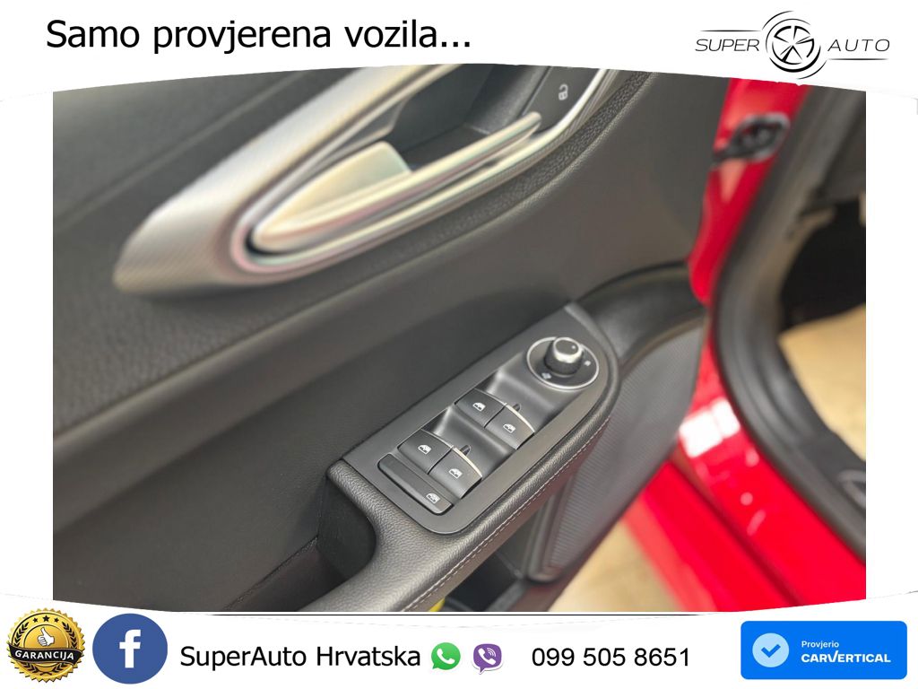 Alfa Romeo Giulia 2.0 Turbo (280 KS) Q4 Automatic LED+ACC