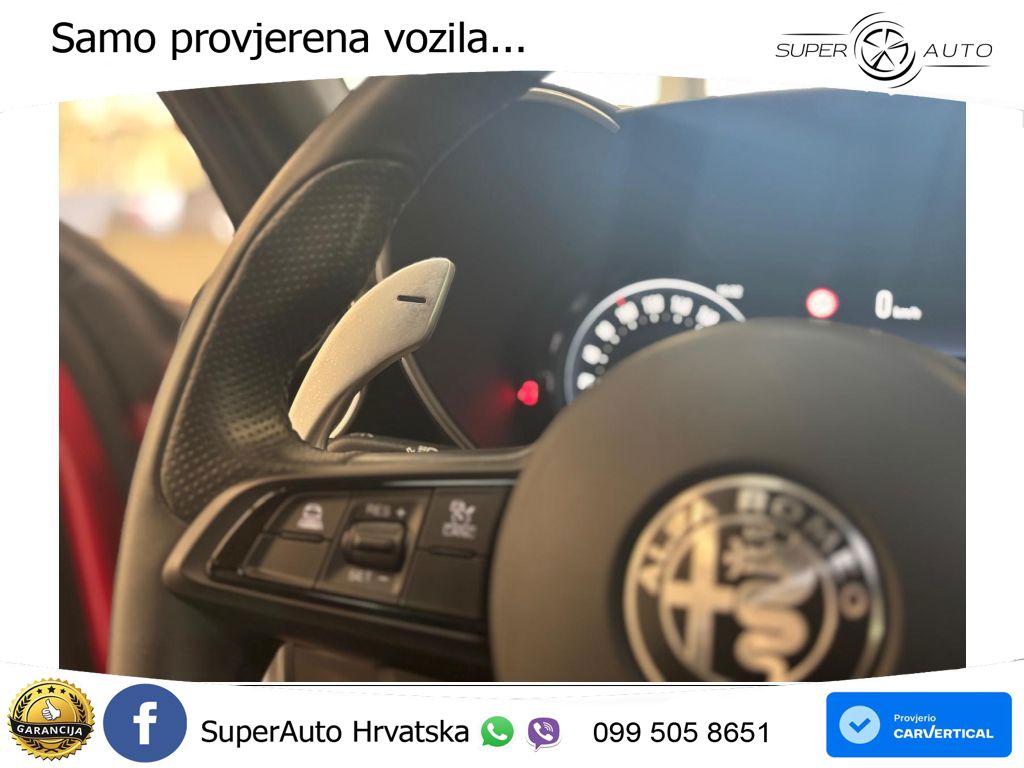 Alfa Romeo Giulia 2.0 Turbo (280 KS) Q4 Automatic LED+ACC