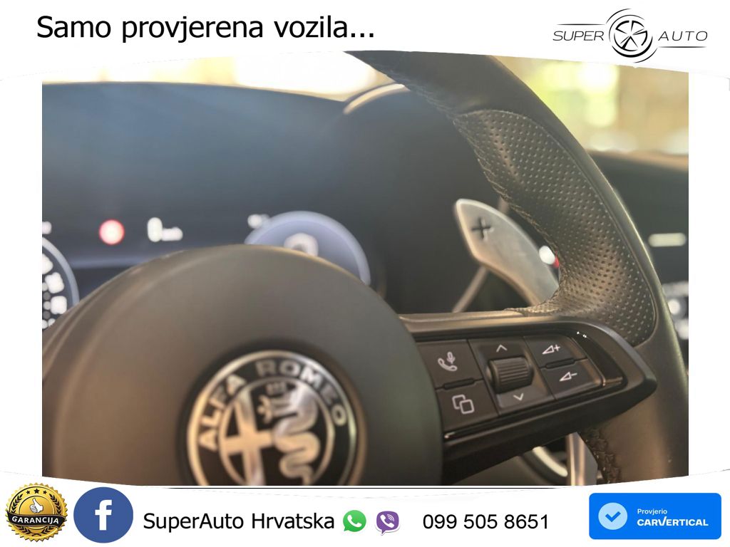 Alfa Romeo Giulia 2.0 Turbo (280 KS) Q4 Automatic LED+ACC