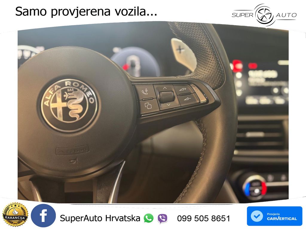 Alfa Romeo Giulia 2.0 Turbo (280 KS) Q4 Automatic LED+ACC
