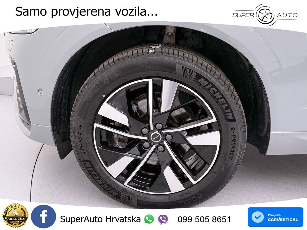 Volvo XC60 B5 Benzin AWD Geartronic ACC+HEAD+4xGR SJED+360+PANO