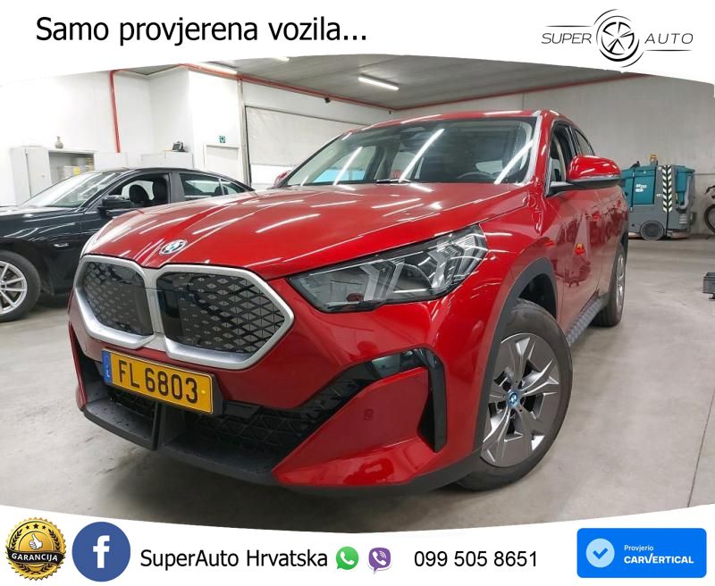 BMW iX2 66.5 kWh (313 KS) xDrive30