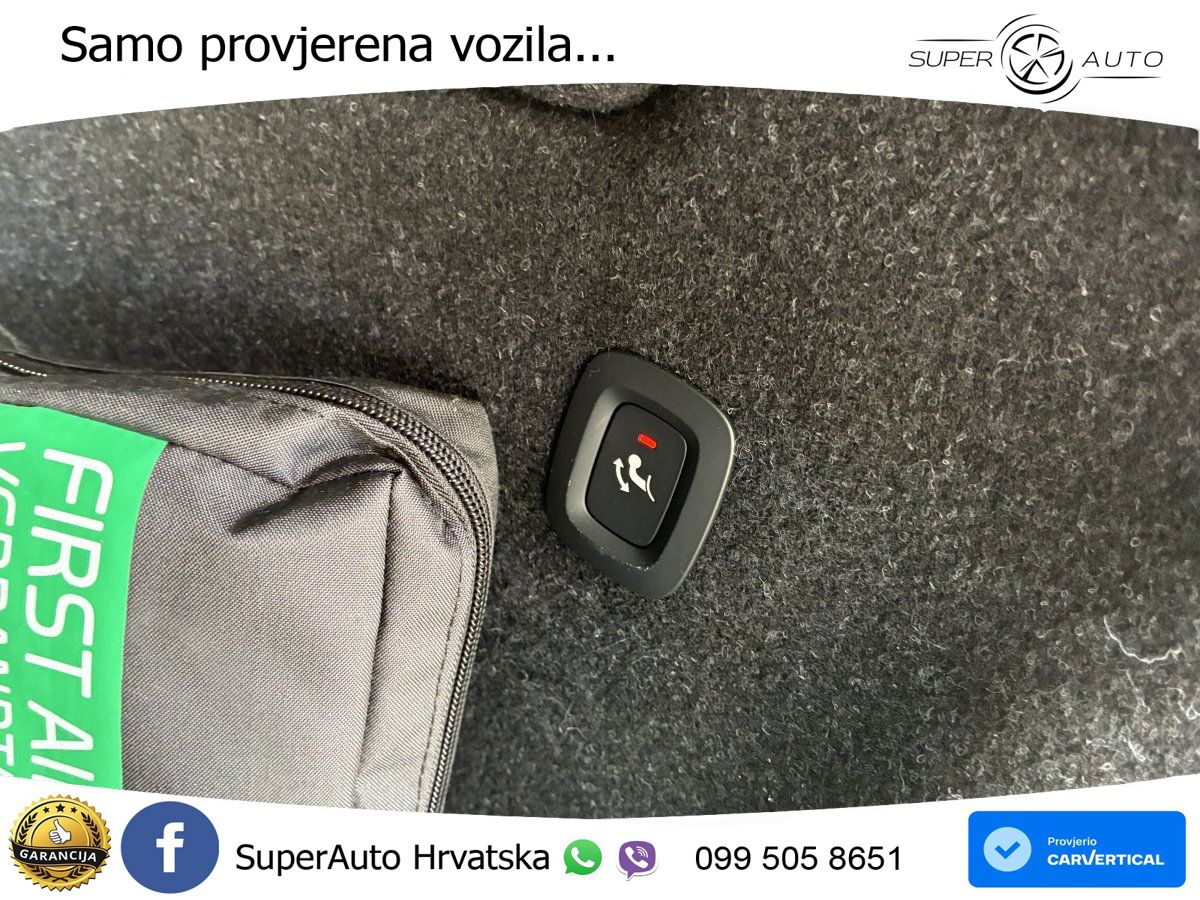 Volvo XC40 2.0 B4 197 KS Automatic ACC+GR SJED+360+PANO