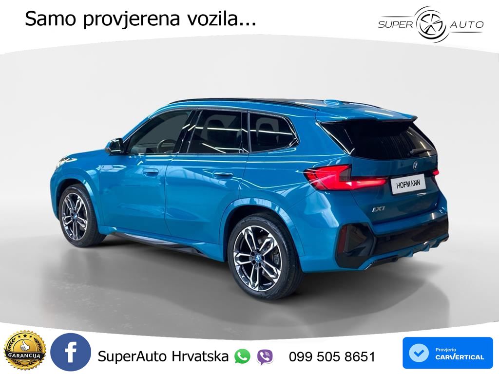 BMW iX1 68 kWh (313 KS) xDrive30
