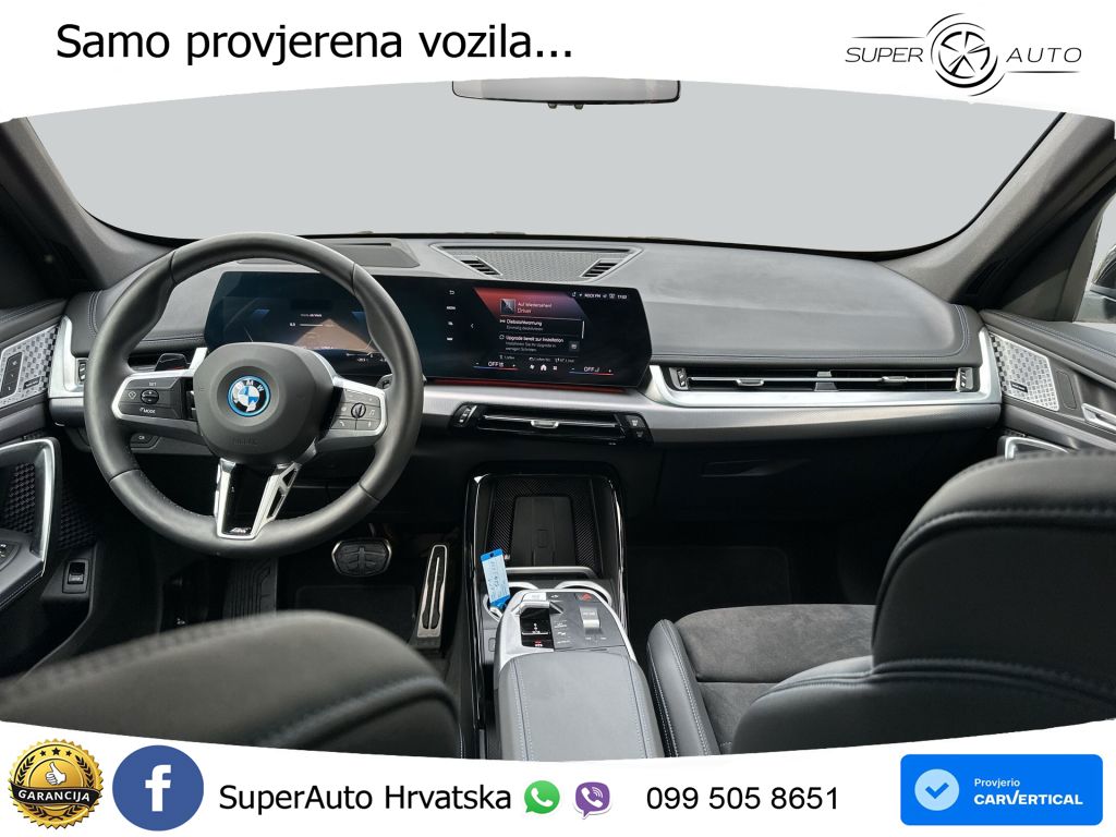 BMW iX1 68 kWh (313 KS) xDrive30 LED+GR SJED+ACC