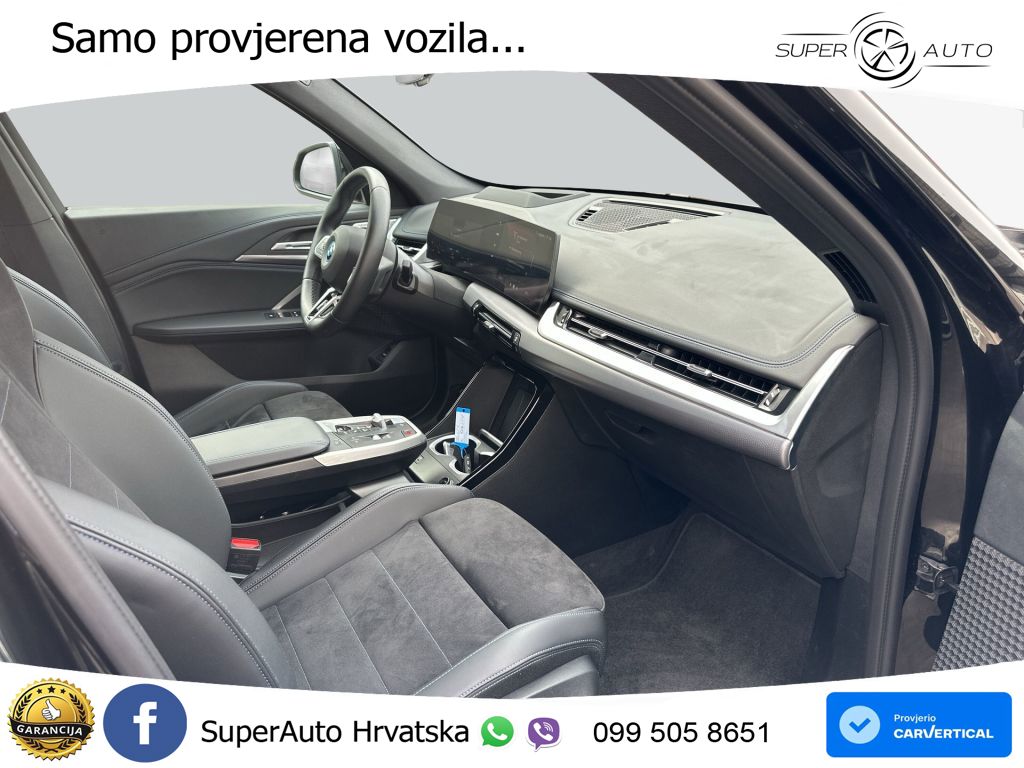 BMW iX1 68 kWh (313 KS) xDrive30 LED+GR SJED+ACC