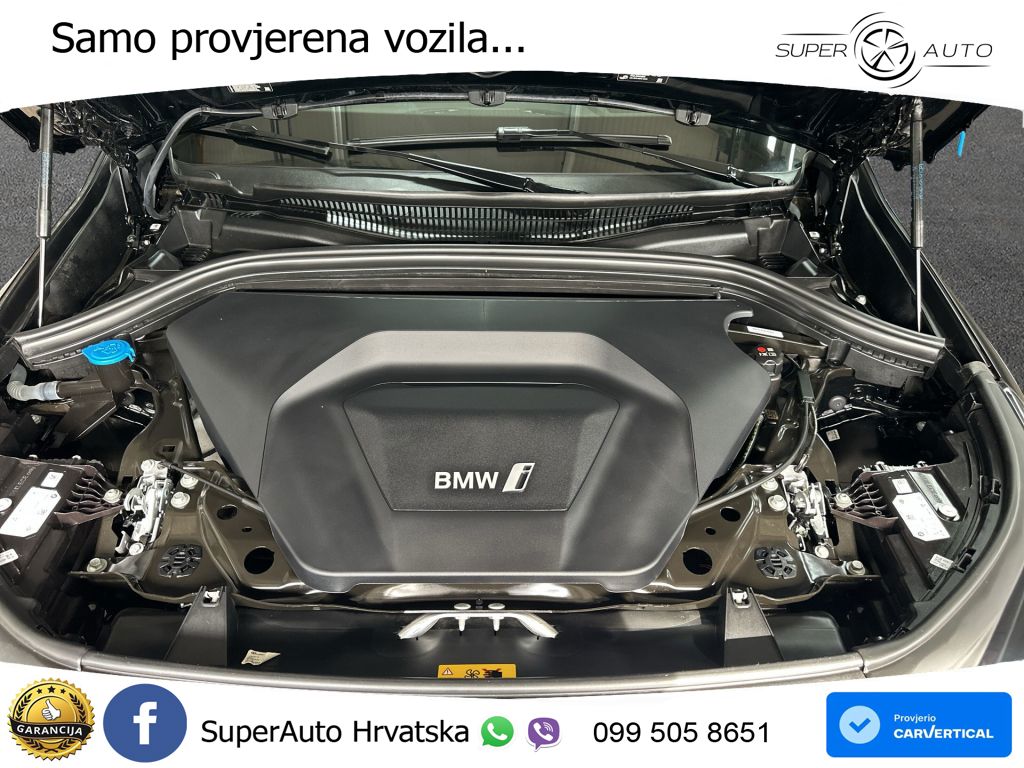 BMW iX1 68 kWh (313 KS) xDrive30 LED+GR SJED+ACC