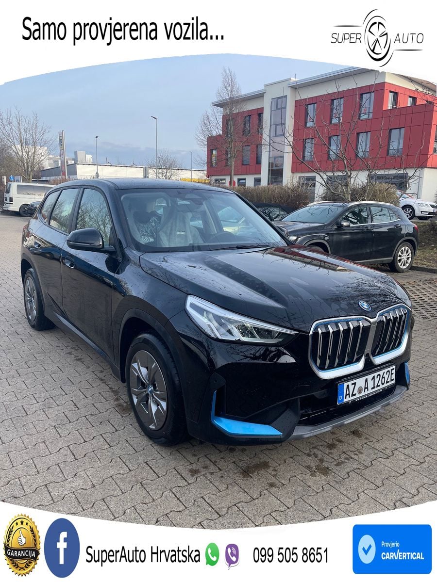 BMW iX1 68 kWh (313 KS) xDrive30