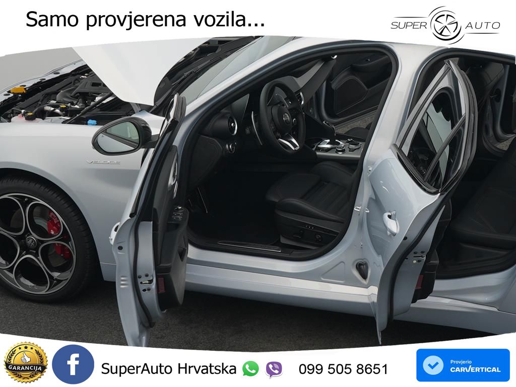 Alfa Romeo Giulia 2.0 Turbo (280 KS) Q4 Automatic LED+GR SJED+ACC