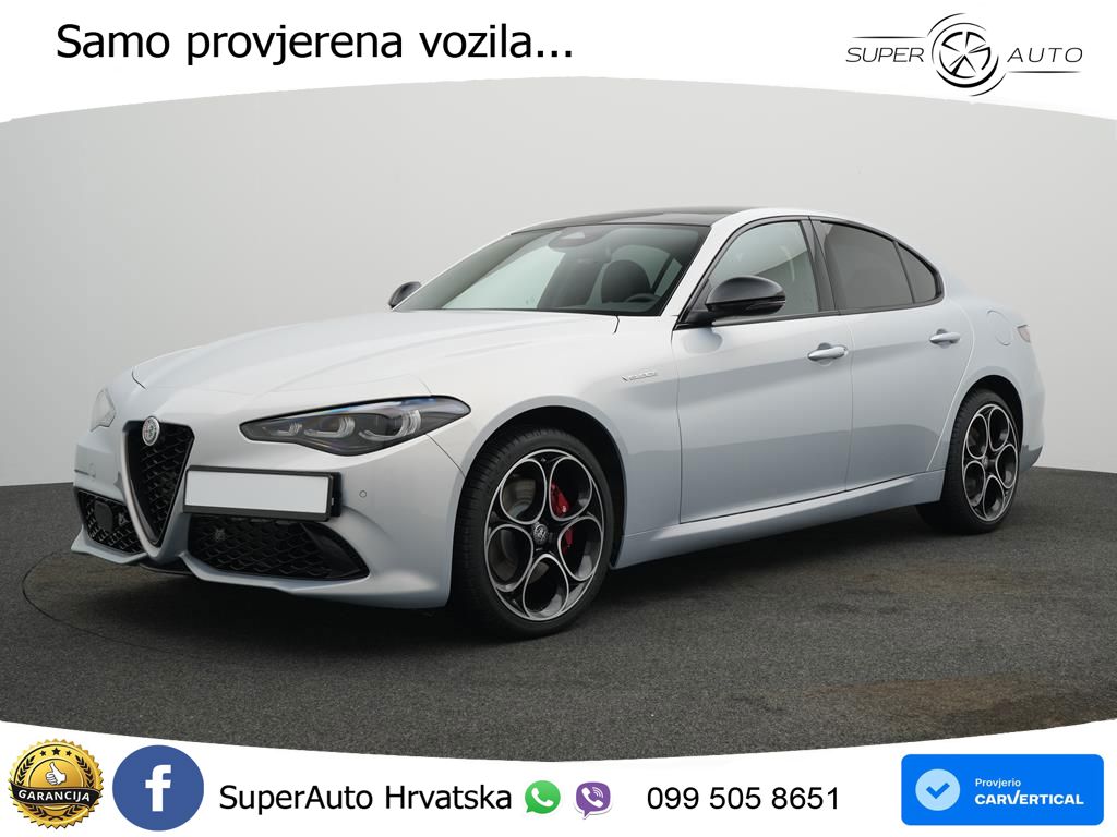 Alfa Romeo Giulia 2.0 Turbo (280 KS) Q4 Automatic LED+GR SJED+ACC