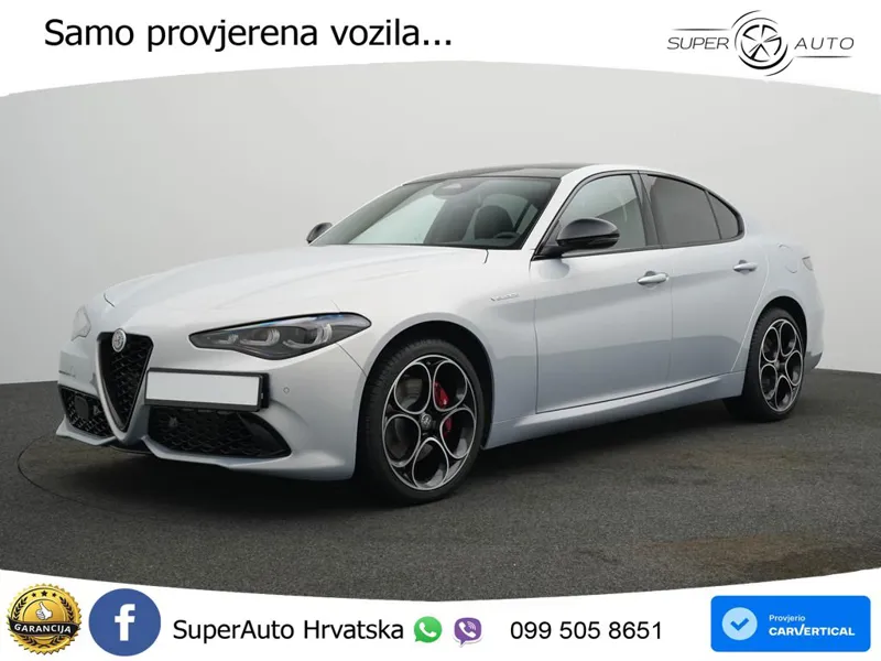 Alfa Romeo Giulia 2.0 Turbo (280 KS) Q4 Automatic LED+GR SJED+ACC