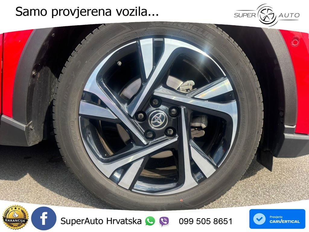 Toyota C-HR 2.0 (184 KS) Hybrid e-CVT Team Deutschland LED+GR SJED+ACC