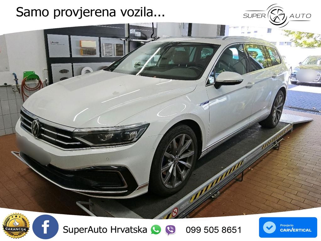Volkswagen Passat Variant GTE 1.4 TSI (218 KS) DSG LED+GR SJED+ACC