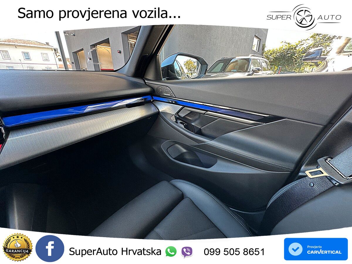BMW 520i Touring (208 KS) Steptronic