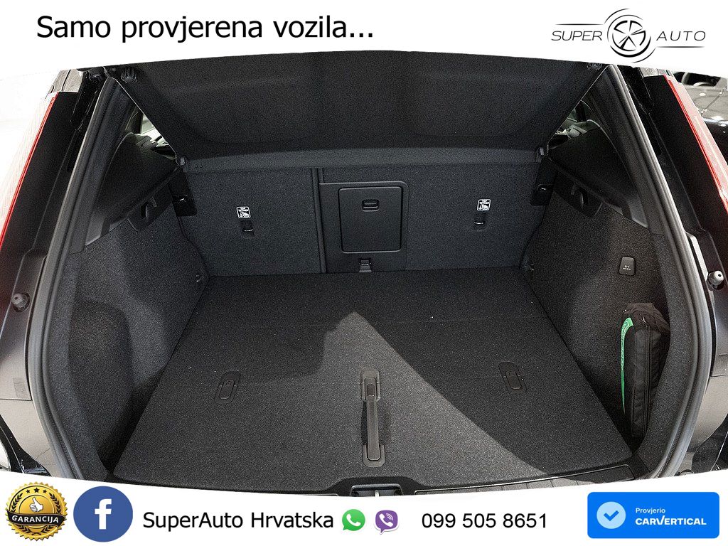 Volvo XC40 2.0 B3 163 KS Automatic ACC+GR SJED+360+PANO