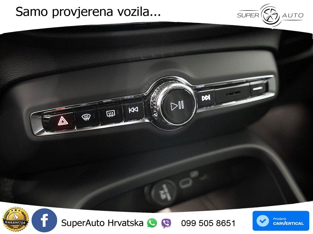 Volvo XC40 2.0 B3 163 KS Automatic ACC+GR SJED+360+PANO