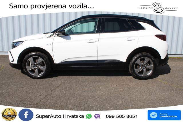 Opel Grandland 1.2i Turbo (130 KS)