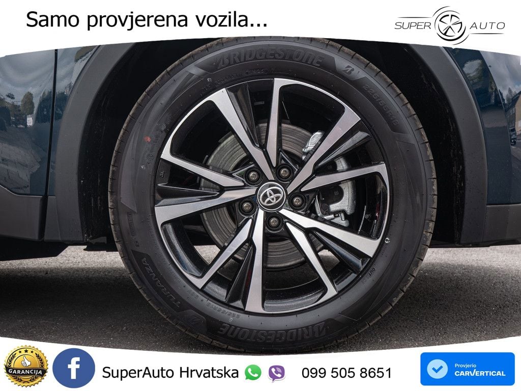Toyota C-HR 2.0 (223 KS) PHEV e-CVT Teamplayer LED+GR SJED+ACC