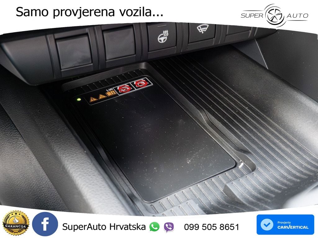 Toyota C-HR 2.0 (223 KS) PHEV e-CVT Teamplayer LED+GR SJED+ACC